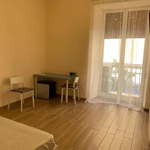 Clelia's Privatunterkunft Neapel