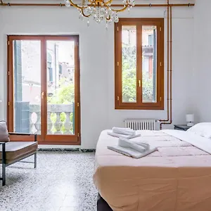  Apartment Cannaregio Romantic View