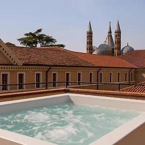 Appartamento Enjoy - Attico Con Idromassaggio E Garage - Zona Sant'antonio, Padova
